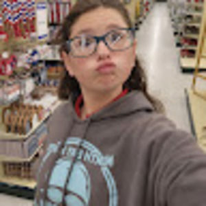 Meet your Posher, Abigail